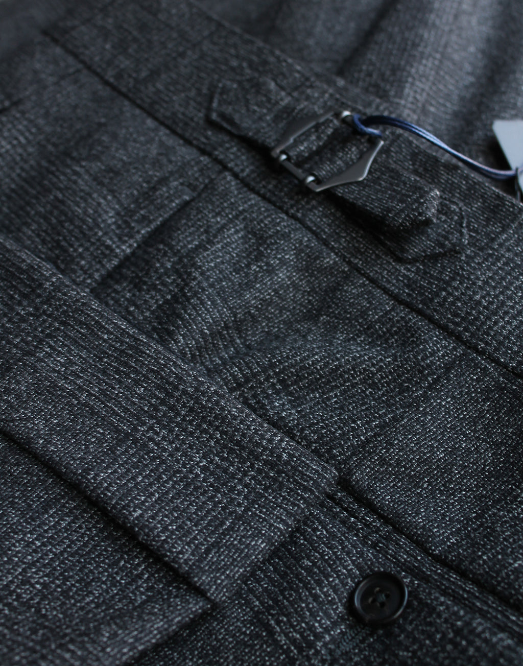 POSZETKA – Grafitowy Garnitur Flanelowy w Kratkę – LORO PIANA (44, 56)